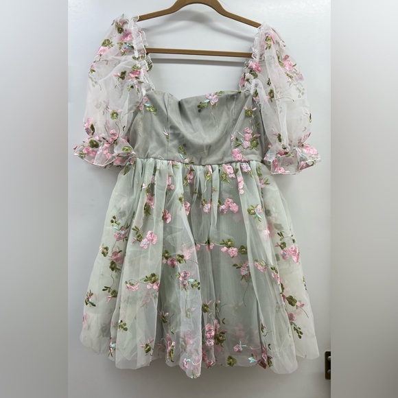 Fairy-core w Floral Overlay - Picture 1 of 4